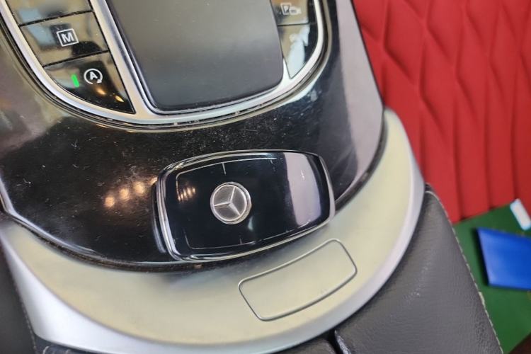 Used Mercedes-Benz GLC 2020 Facelifted GLC 260 L 4MATIC Dynamic Edition Interior 1