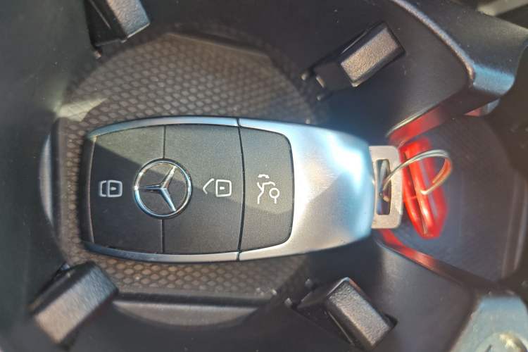 Used Mercedes-Benz GLC 2020 GLC 300 L 4MATIC Dynamic Edition Interior 1