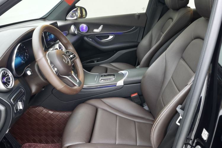 Used Mercedes-Benz GLC 2020 Facelifted GLC 260 L 4MATIC Dynamic Edition Interior 1