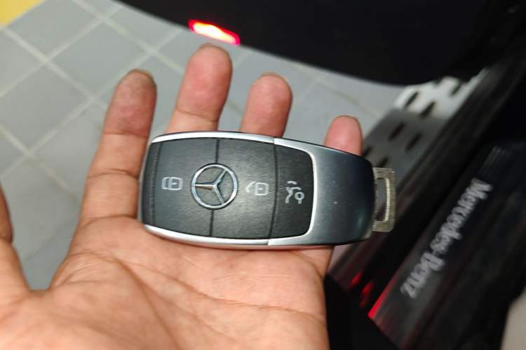 Used Mercedes-Benz GLC 2020 GLC 300 L 4MATIC Dynamic Edition Interior 1
