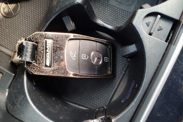 Used Mercedes-Benz GLC 2020 Facelifted GLC 260 L 4MATIC Dynamic Edition Interior 1