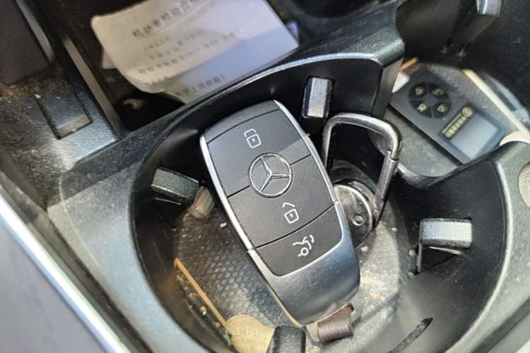 Used Mercedes-Benz GLC 2020 Facelifted GLC 260 L 4MATIC Dynamic Edition Interior 1