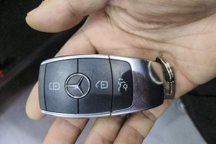 Used Mercedes-Benz GLC 2020 Facelifted GLC 260 L 4MATIC Dynamic Edition Interior 1
