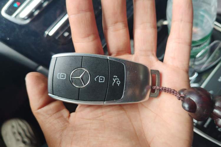 Used Mercedes-Benz GLC 2020 Facelifted GLC 260 L 4MATIC Dynamic Edition Interior 1