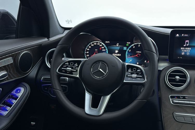Used Mercedes-Benz GLC 2020 GLC 260 L 4MATIC Luxury Model Interior 1