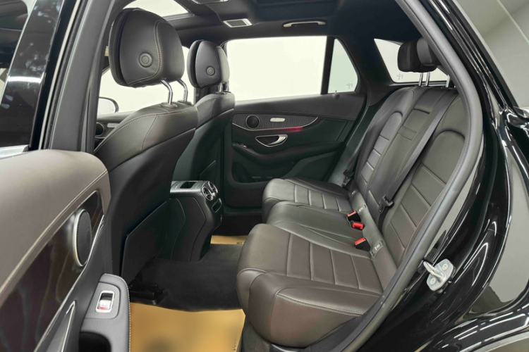 Used Mercedes-Benz GLC 2020 GLC 300 L 4MATIC Dynamic Edition Interior 10