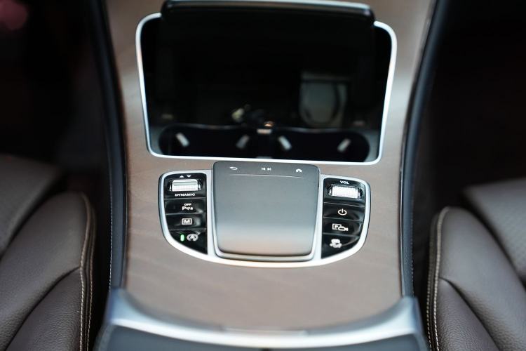 Used Mercedes-Benz GLC 2020 GLC 260 L 4MATIC Luxury Model Interior 10