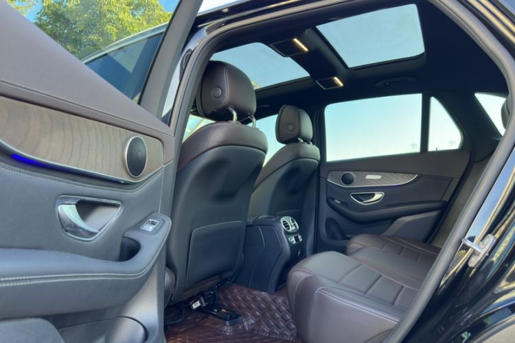 Used Mercedes-Benz GLC 2020 Facelift GLC 300 L 4MATIC Dynamic Edition Interior 10