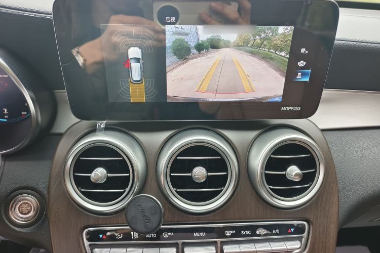 Used Mercedes-Benz GLC 2020 Facelifted GLC 260 L 4MATIC Dynamic Edition Interior 12