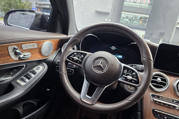 Used Mercedes-Benz GLC 2020 GLC 300 L 4MATIC Luxury Model Interior 2