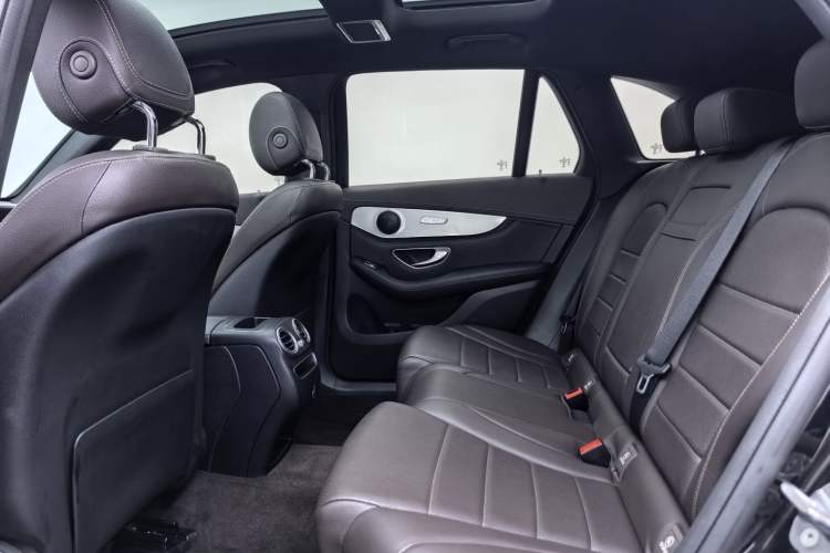 Used Mercedes-Benz GLC 2020 GLC 260 L 4MATIC Dynamic Model Interior 2