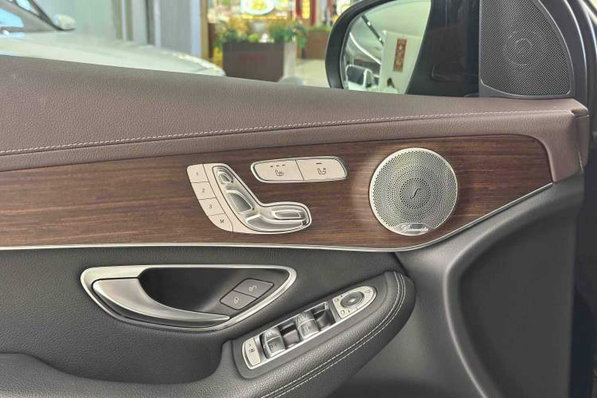 Used Mercedes-Benz GLC 2020 Facelift GLC 300 L 4MATIC Dynamic Edition Interior 2