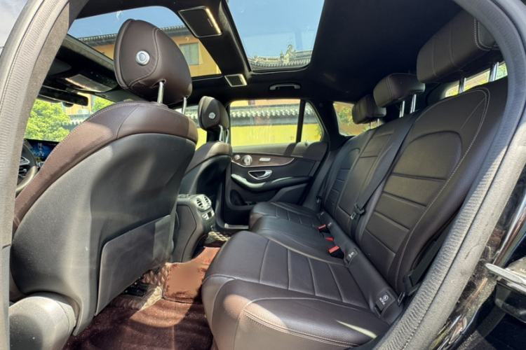 Used Mercedes-Benz GLC 2020 GLC 300 L 4MATIC Luxury Model Interior 2