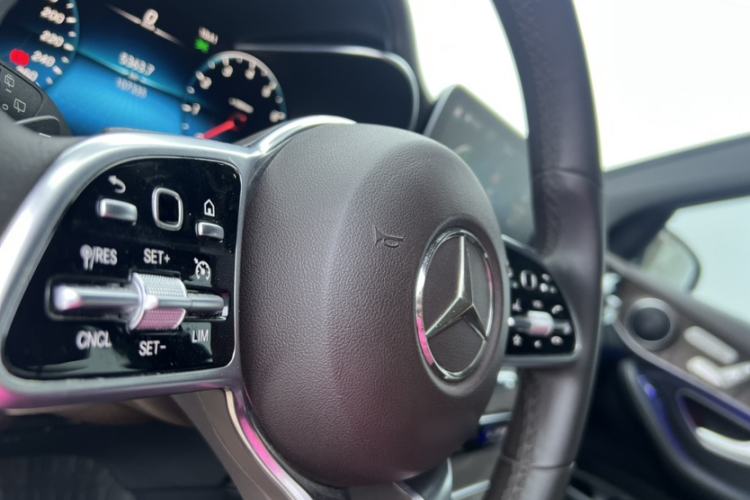 Used Mercedes-Benz GLC 2020 GLC 300 L 4MATIC Dynamic Edition Interior 2