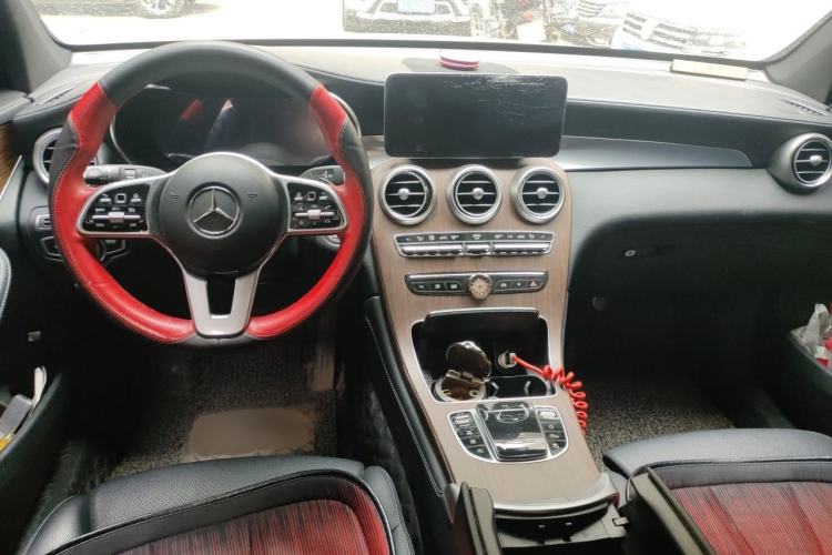 Used Mercedes-Benz GLC 2020 GLC 300 L 4MATIC Luxury Model Interior 2