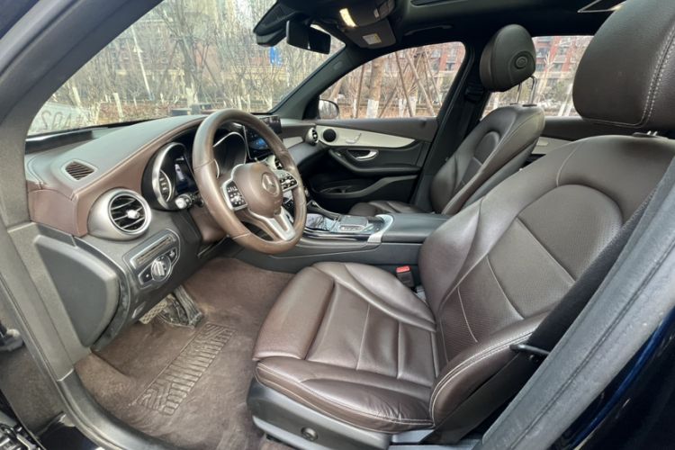 Used Mercedes-Benz GLC 2020 GLC 260 L 4MATIC Dynamic Model Interior 3