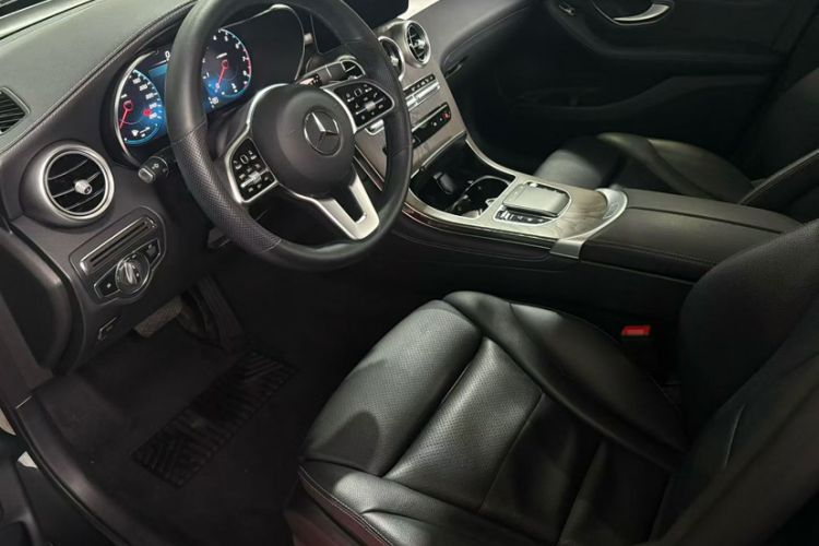 Used Mercedes-Benz GLC 2020 Facelift GLC 300 L 4MATIC Dynamic Edition Interior 3