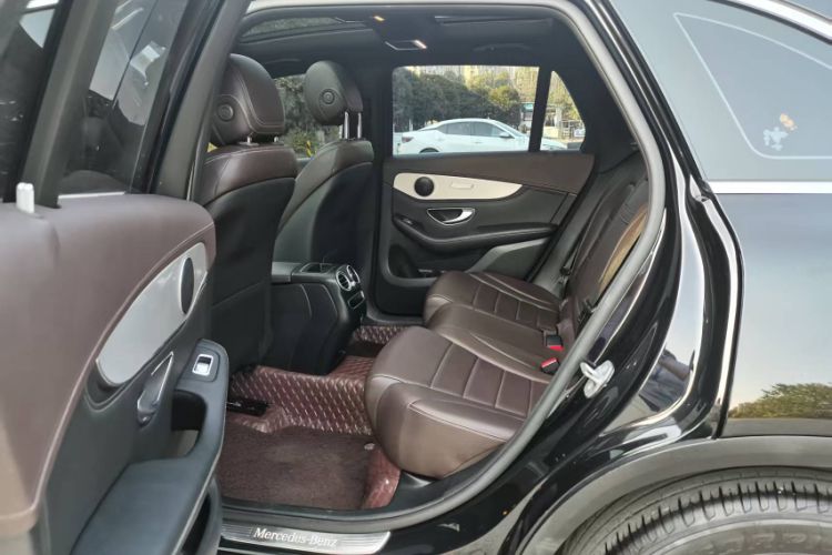 Used Mercedes-Benz GLC 2020 GLC 260 L 4MATIC Dynamic Model Interior 3
