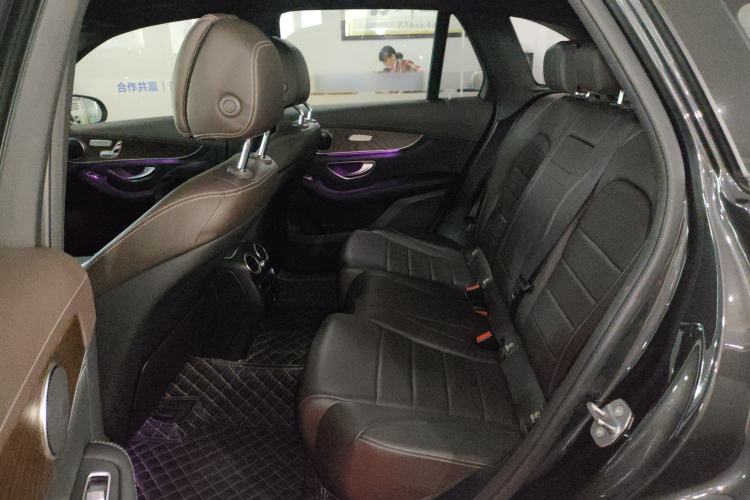 Used Mercedes-Benz GLC 2020 GLC 260 L 4MATIC Luxury Model Interior 4