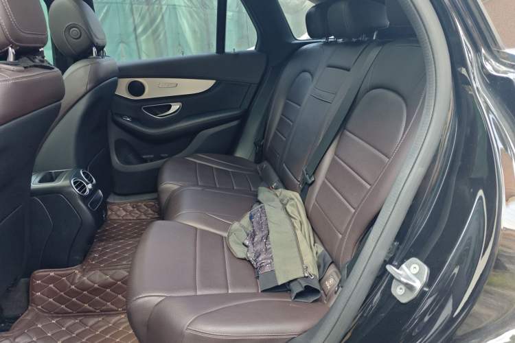 Used Mercedes-Benz GLC 2020 GLC 260 L 4MATIC Dynamic Model Interior 4