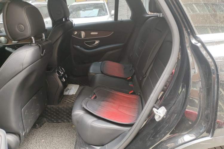 Used Mercedes-Benz GLC 2020 GLC 300 L 4MATIC Luxury Model Interior 4