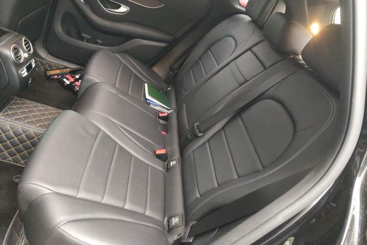 Used Mercedes-Benz GLC 2020 Facelift GLC 300 L 4MATIC Dynamic Edition Interior 4