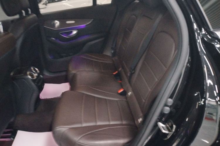 Used Mercedes-Benz GLC 2020 GLC 260 L 4MATIC Luxury Model Interior 4