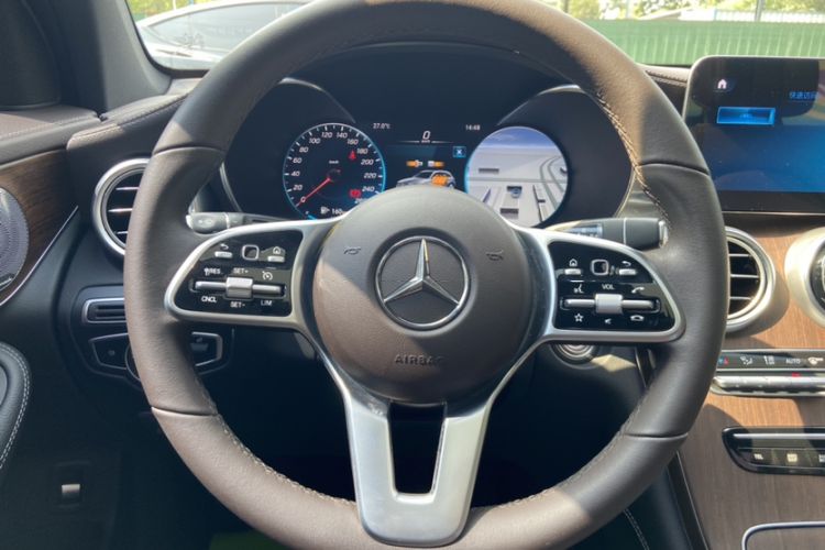 Used Mercedes-Benz GLC 2020 Facelift GLC 300 L 4MATIC Dynamic Edition Interior 5
