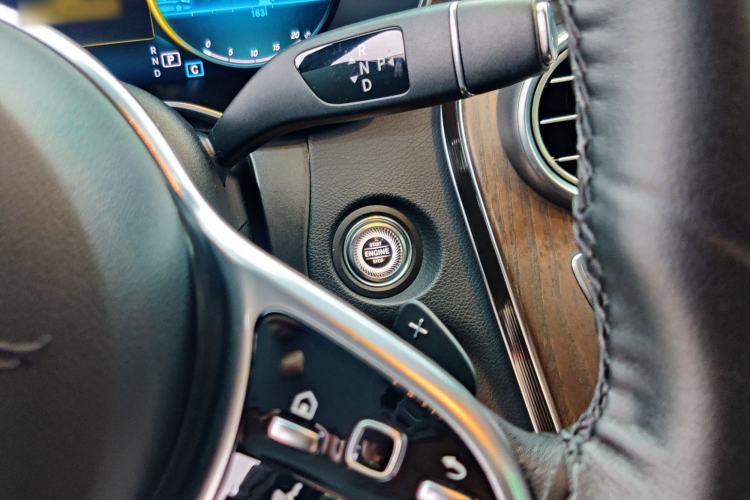 Used Mercedes-Benz GLC 2020 Facelift GLC 300 L 4MATIC Dynamic Edition Interior 5