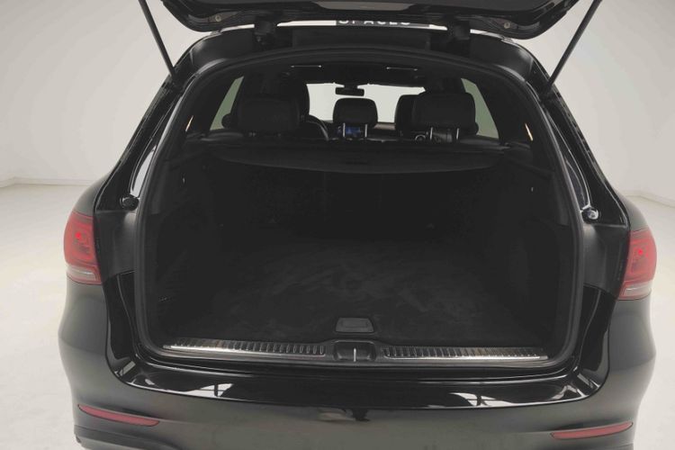 Used Mercedes-Benz GLC 2020 Facelift GLC 260 L 4MATIC Luxury Edition Interior 5