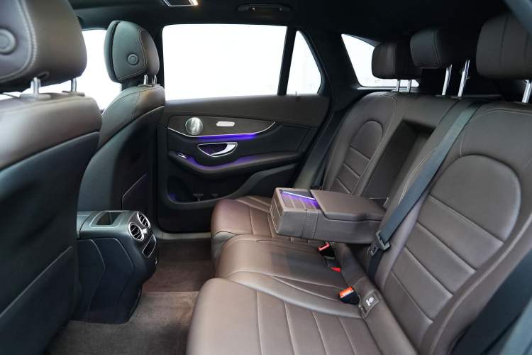 Used Mercedes-Benz GLC 2020 GLC 260 L 4MATIC Luxury Model Interior 5