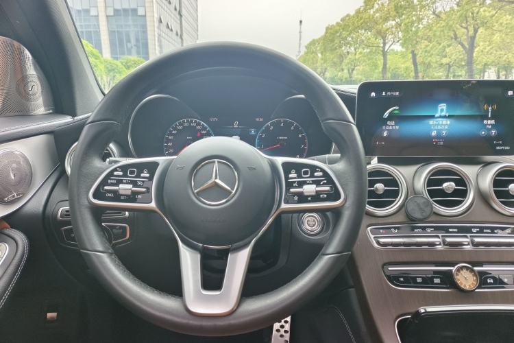 Used Mercedes-Benz GLC 2020 Facelifted GLC 260 L 4MATIC Dynamic Edition Interior 5
