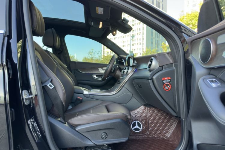 Used Mercedes-Benz GLC 2020 Facelift GLC 300 L 4MATIC Dynamic Edition Interior 5