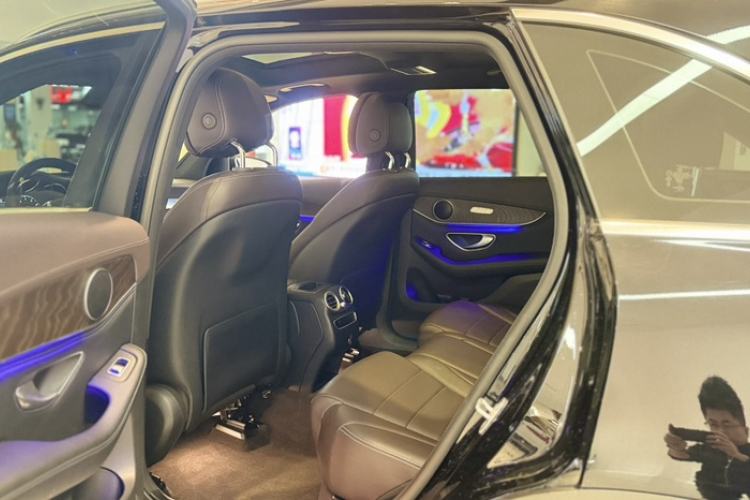 Used Mercedes-Benz GLC 2020 GLC 300 L 4MATIC Dynamic Edition Interior 6