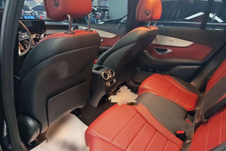 Used Mercedes-Benz GLC 2020 Facelift GLC 300 L 4MATIC Dynamic Edition Interior 6