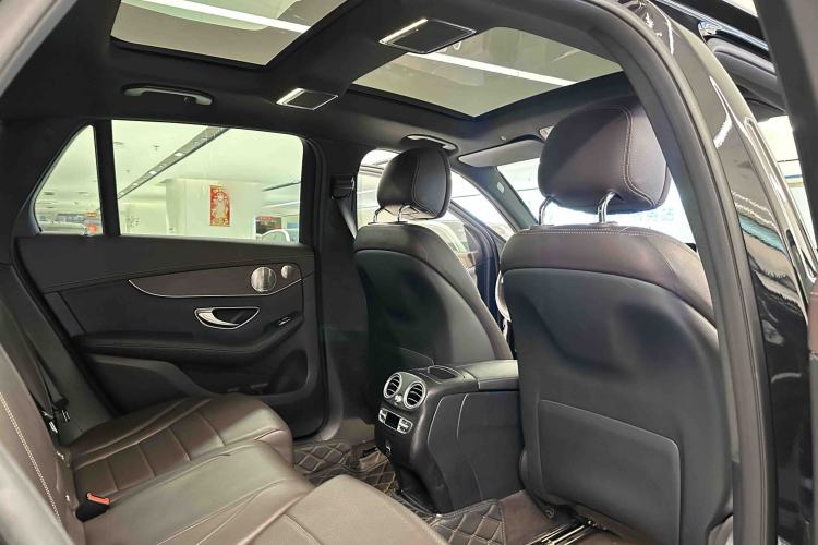 Used Mercedes-Benz GLC 2020 Facelift GLC 300 L 4MATIC Dynamic Edition Interior 7