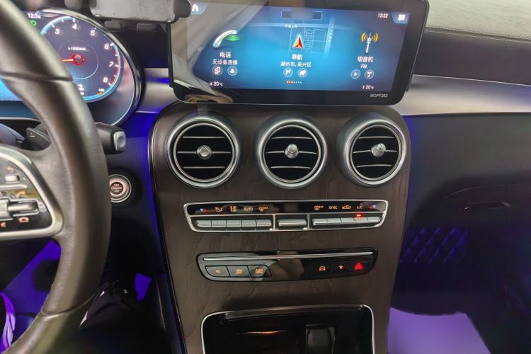 Used Mercedes-Benz GLC 2020 Facelift GLC 260 L 4MATIC Luxury Edition Interior 7