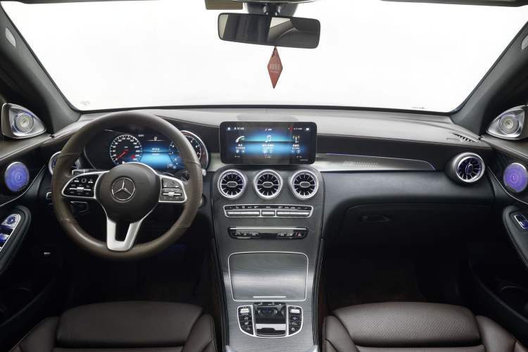 Used Mercedes-Benz GLC 2020 Facelifted GLC 260 L 4MATIC Dynamic Edition Interior 7