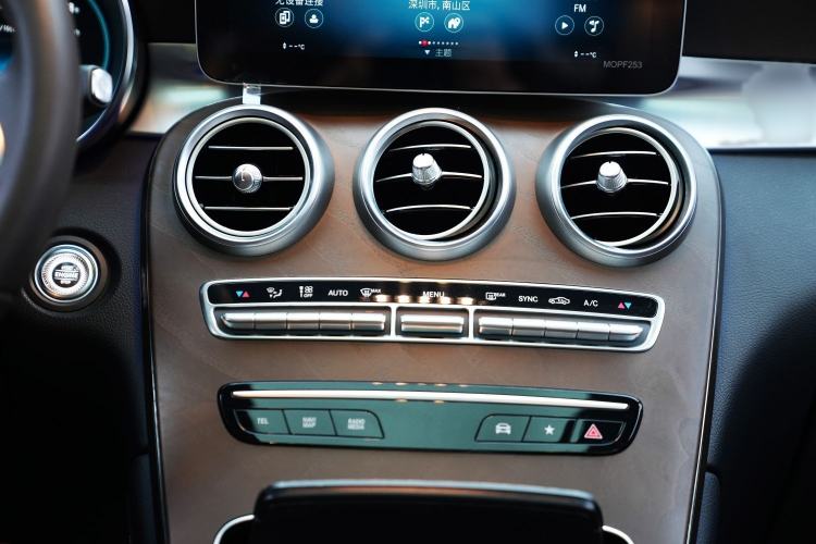 Used Mercedes-Benz GLC 2020 GLC 260 L 4MATIC Luxury Model Interior 8