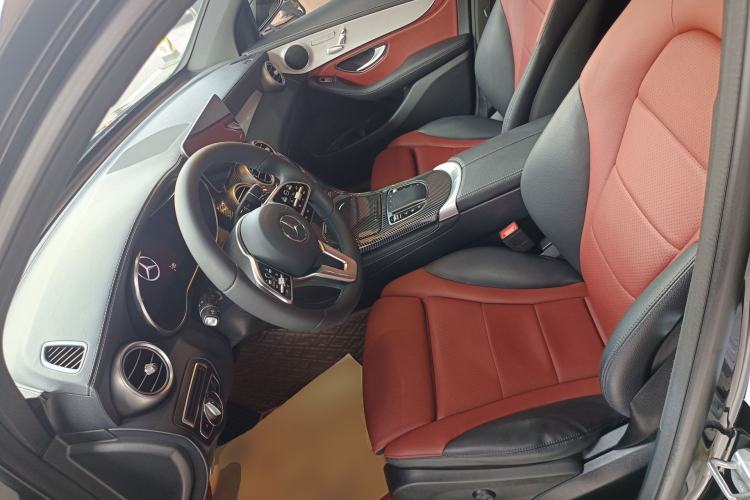 Used Mercedes-Benz GLC 2020 Facelift GLC 260 L 4MATIC Luxury Edition Left Front Seat