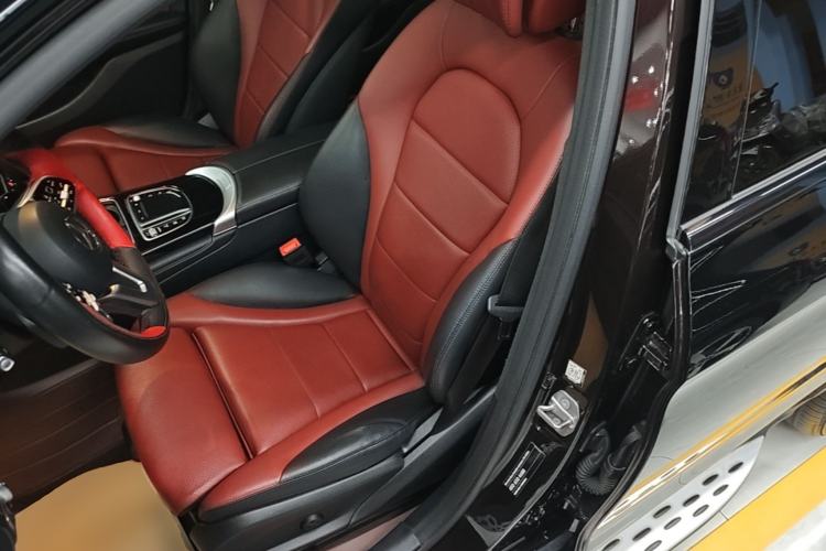 Used Mercedes-Benz GLC 2020 GLC 260 L 4MATIC Luxury Model Left Front Seat