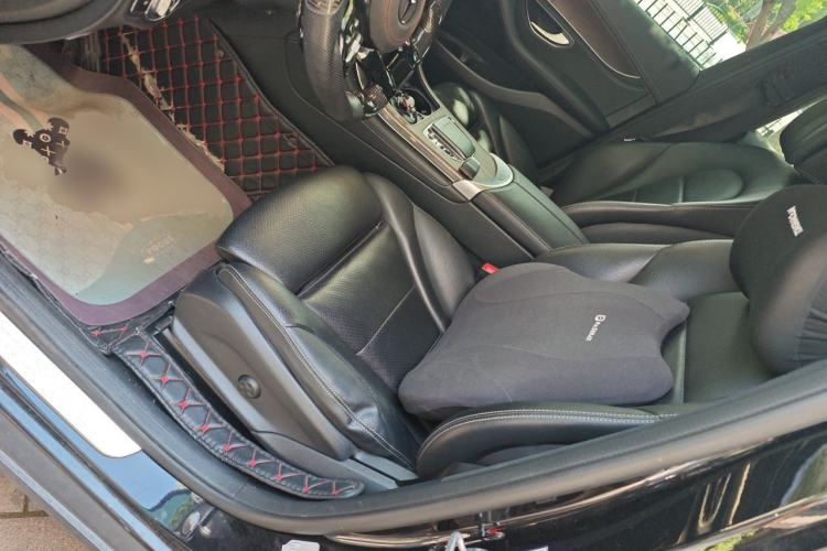 Used Mercedes-Benz GLC 2020 Facelift GLC 260 L 4MATIC Luxury Edition Left Front Seat