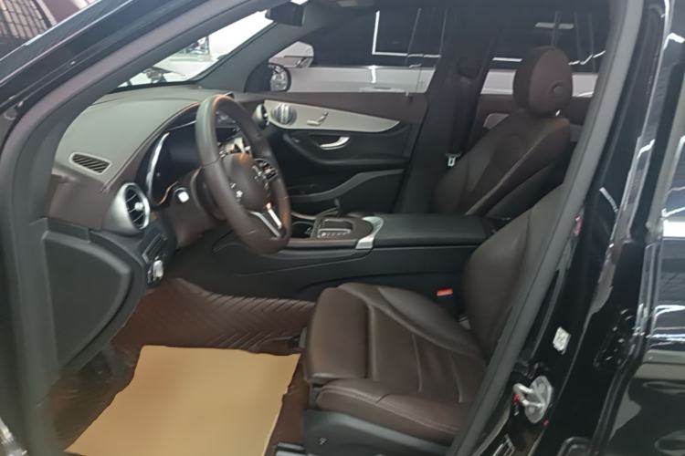 Used Mercedes-Benz GLC 2020 Facelifted GLC 260 L 4MATIC Dynamic Edition Left Front Seat