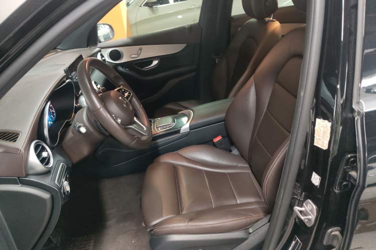 Used Mercedes-Benz GLC 2020 Facelifted GLC 260 L 4MATIC Dynamic Edition Left Front Seat