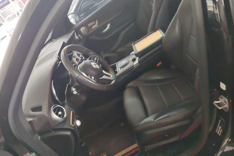 Used Mercedes-Benz GLC 2020 Facelift GLC 300 L 4MATIC Dynamic Edition Left Front Seat