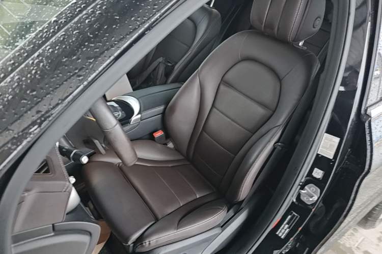 Used Mercedes-Benz GLC 2020 Facelifted GLC 260 L 4MATIC Dynamic Edition Left Front Seat