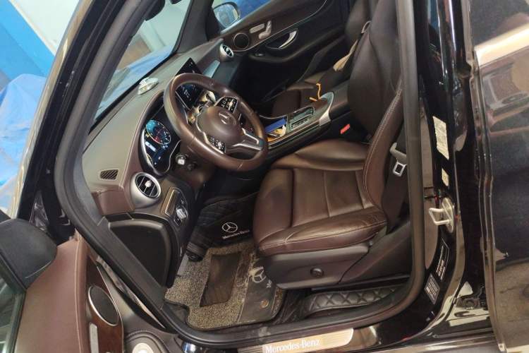 Used Mercedes-Benz GLC 2020 GLC 300 L 4MATIC Dynamic Edition Left Front Seat