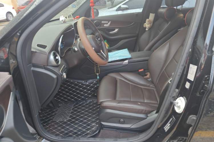 Used Mercedes-Benz GLC 2020 GLC 260 L 4MATIC Luxury Model Left Front Seat