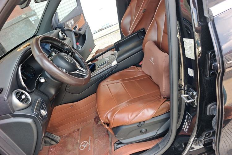 Used Mercedes-Benz GLC 2020 GLC 260 L 4MATIC Luxury Model Left Front Seat