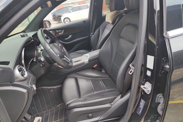 Used Mercedes-Benz GLC 2020 Facelift GLC 300 L 4MATIC Dynamic Edition Left Front Seat
